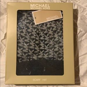 Michel Kors scarf and hat gift set